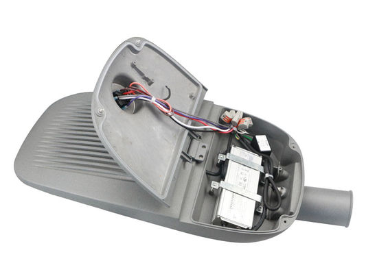 Lampu jalan LED IP66 Waterproof Horizontal Vertikal tahan angin 4000K Untuk ruangan